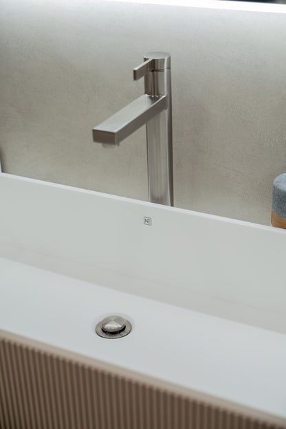 HAVANA seamless Corian integrated basin detail
