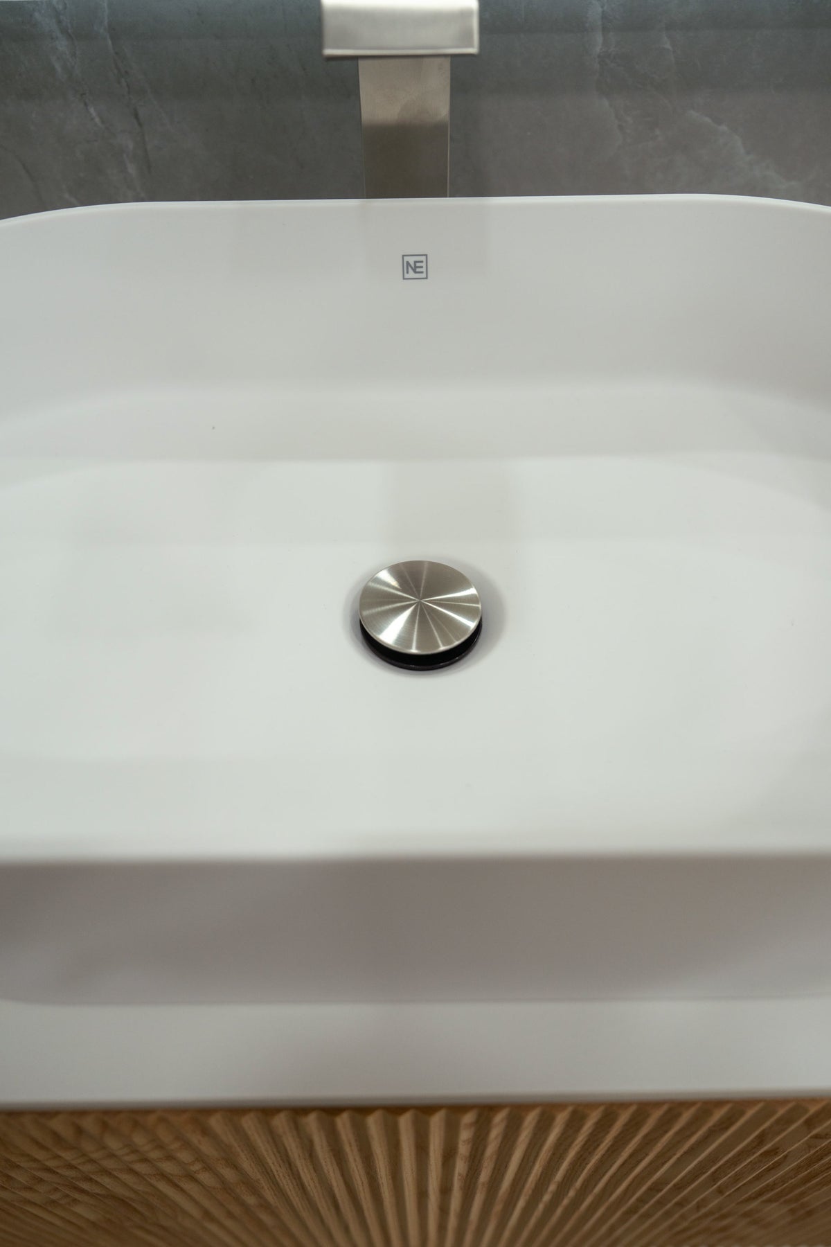 SANTORINI resin basin and porcelain countertop detail